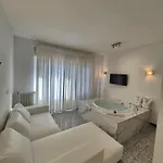 Eveline 2 - Piscina Privata O Jacuzzi 4* San Remo