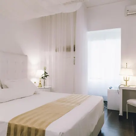 Eveline 2 - Piscina Privata O Jacuzzi Hotel