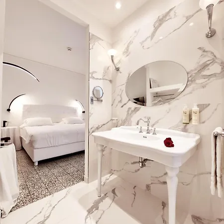 Eveline 2 - Piscina Privata O Jacuzzi Hotel