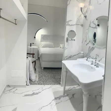 Eveline 2 - Piscina Privata O Jacuzzi 4* San Remo
