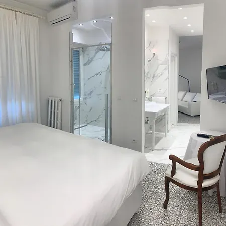 Eveline 2 - Piscina Privata O Jacuzzi Hotel