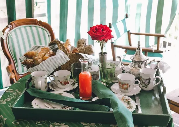 Eveline 2 - Piscina Privata O Jacuzzi Hotell 4*